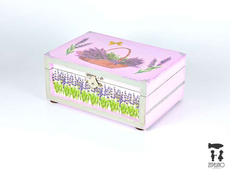 Caja con cesto de lavanda